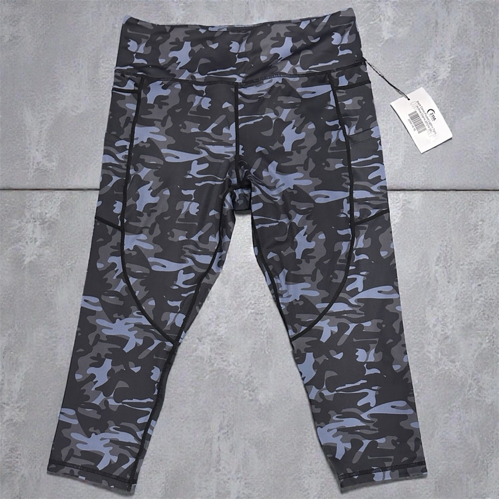 ZYIA Active Black Camo Light N Tight Hi-Rise Pocket Capri Leggings NWT 14-16